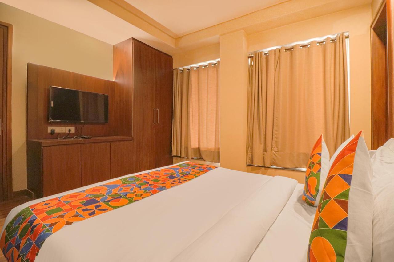 Fabhotel Prime Shanit Делі Екстер'єр фото
